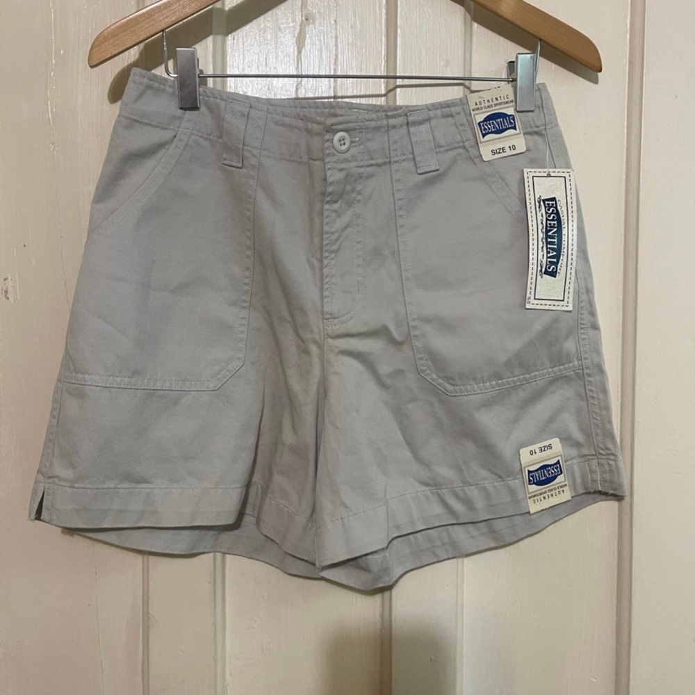 Essentials Style Ladies Women's‎ Casual Comfort Shorts Color Khaki Size 10